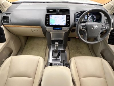 TOYOTA LAND CRUISER PRADO - 2