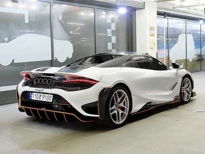 MCLAREN 765LT - 6