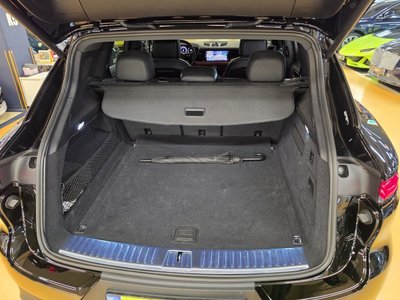 2024 Porsche CAYENNE photo 8