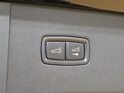 2024 Porsche CAYENNE 缩略图 19