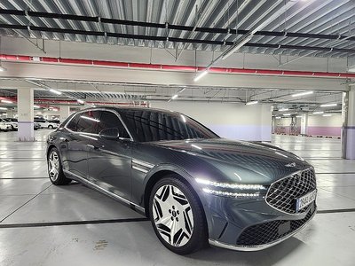 2022 Genesis G90 (RS4) — фото 1