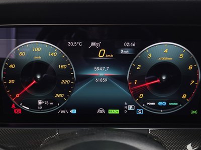 MERCEDES-BENZ E-CLASS - 8