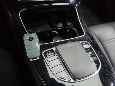 MERCEDES-BENZ E-CLASS - 9