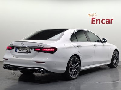 MERCEDES-BENZ E-CLASS - 3
