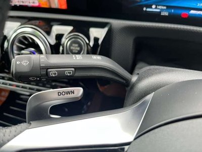 MERCEDES-BENZ A-CLASS - 10