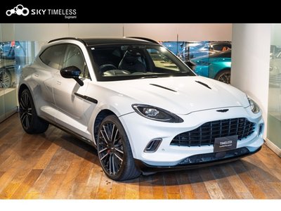 ASTON MARTIN DBX - 1