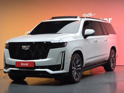 CADILLAC ESCALADE 5TH GENERATION - 1