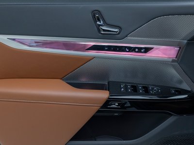 2026 BMW 7 SERIES thumbnail 12