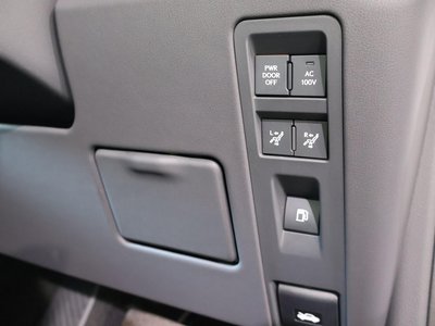 2024 Lexus LM — миниатюра 60