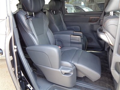 صورة مصغرة 32 لـ 2023 Toyota VELLFIRE