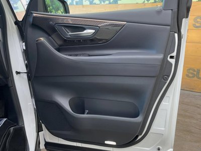 2025 Toyota ALPHARD — миниатюра 27