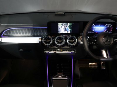 MERCEDES-BENZ GLB - 2