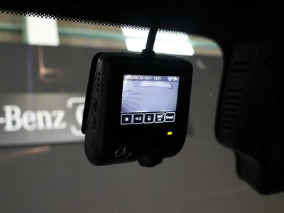 MERCEDES-BENZ GLB - 3