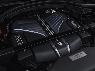 ROLLS-ROYCE CULLINAN - 9