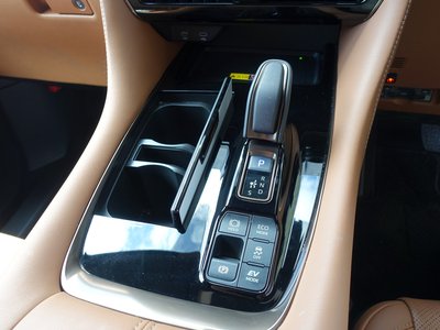 2025 Toyota VELLFIRE 照片 44