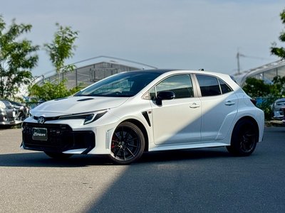 2025 Toyota GR COROLLA photo 1