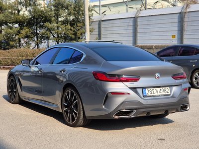 BMW 8 SERIES - 6