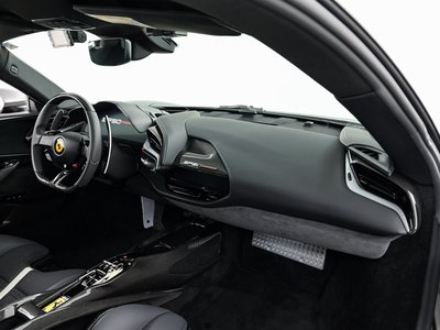 2022 Ferrari SF90 STRADALE 缩略图 18
