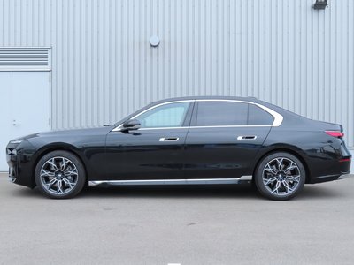 BMW 7 SERIES - 8