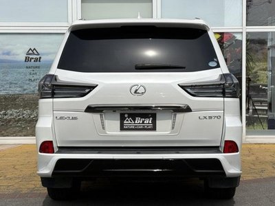 2018 Lexus LX — миниатюра 13