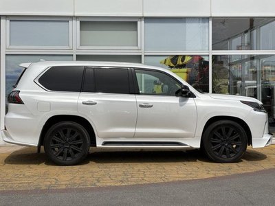 2018 Lexus LX photo 10