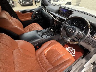 2018 Lexus LX — миниатюра 28