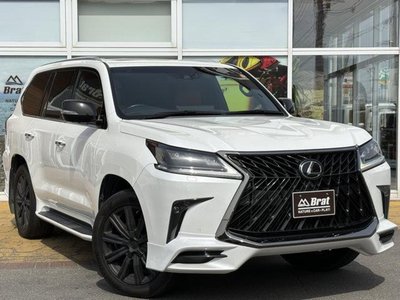 2018 Lexus LX photo 9