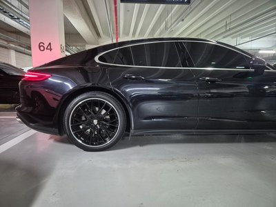 PORSCHE PANAMERA - 6