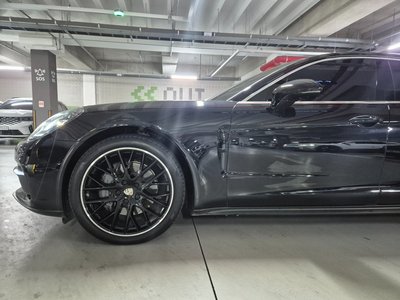 PORSCHE PANAMERA - 10