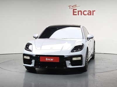 PORSCHE PANAMERA - 3