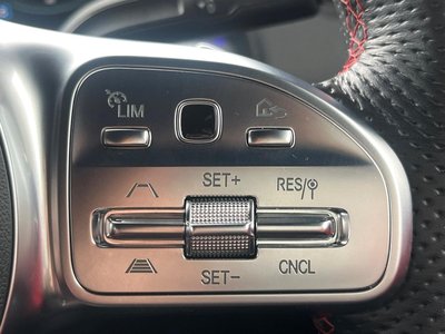 MERCEDES-BENZ GLB - 6