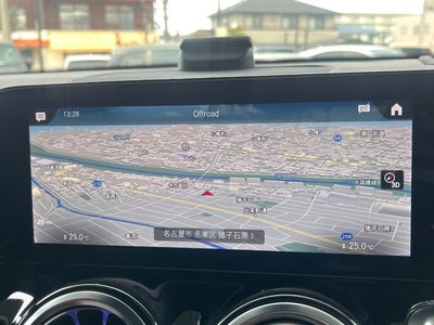 MERCEDES-BENZ GLB - 4