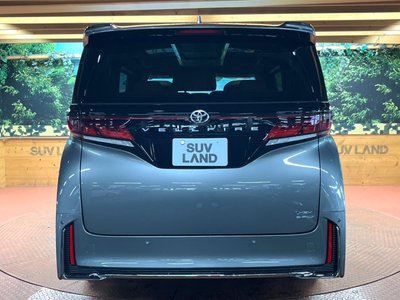2026 Toyota VELLFIRE — миниатюра 17
