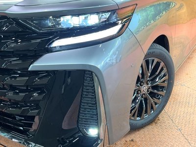 2026 Toyota VELLFIRE — миниатюра 14