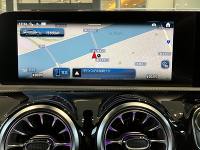 MERCEDES-BENZ CLA - 10