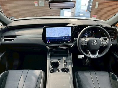 2023 Lexus RX — миниатюра 28