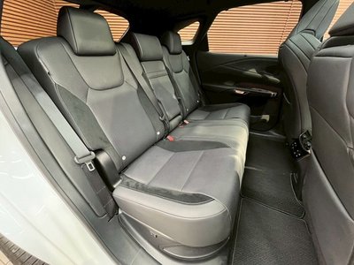 2023 Lexus RX — миниатюра 24