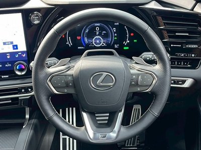 2023 Lexus RX — миниатюра 26