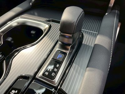 2023 Lexus RX — миниатюра 46