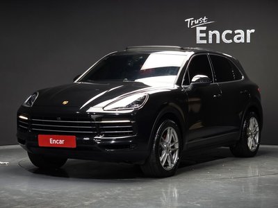 PORSCHE CAYENNE - 1