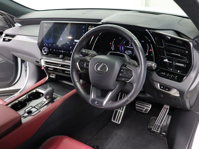2023 Lexus RX — миниатюра 14