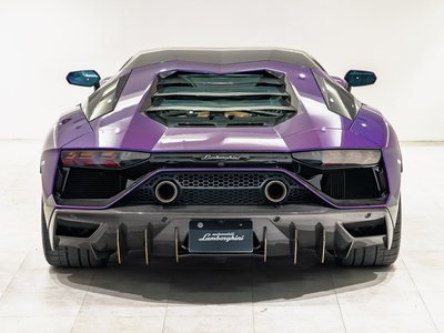 LAMBORGHINI AVENTADOR - 9