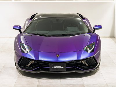 LAMBORGHINI AVENTADOR - 3
