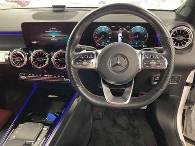 MERCEDES-BENZ GLB - 3