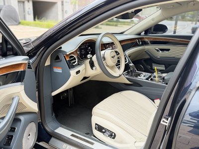 2021 Bentley FLYING SPUR photo 5