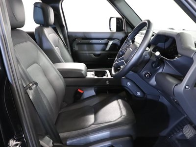 LAND ROVER DEFENDER - 6