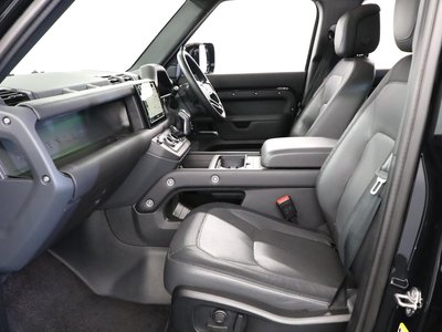 LAND ROVER DEFENDER - 9