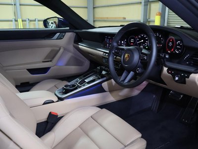 صورة مصغرة 15 لـ 2024 Porsche 911