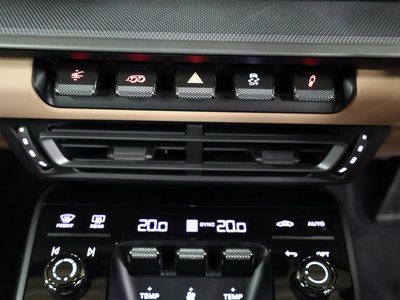 صورة مصغرة 30 لـ 2024 Porsche 911