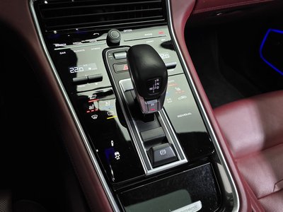 PORSCHE PANAMERA - 9